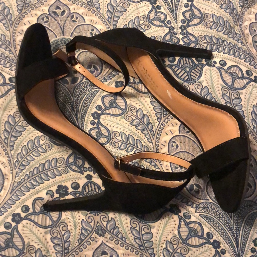 Black heels